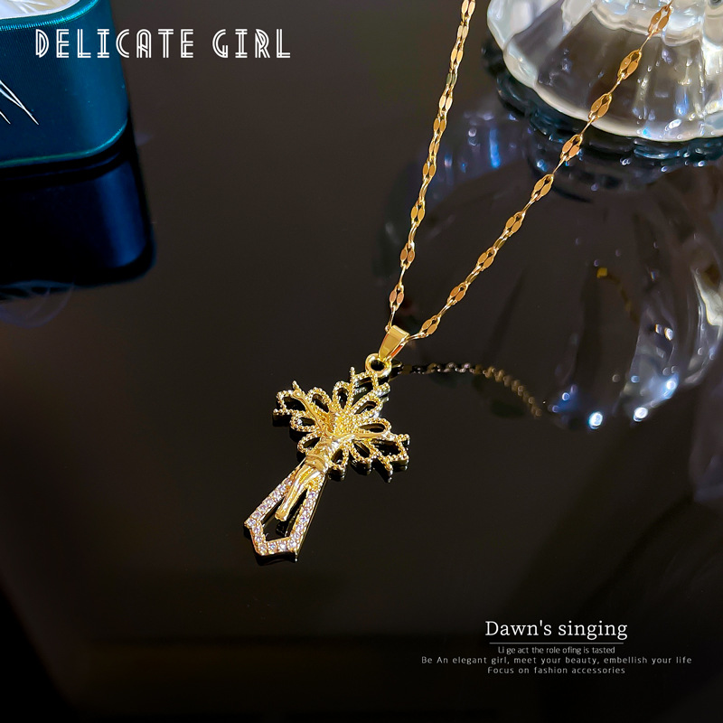 Collana a catena con micro diamanti per donna stile elegante_voghion.com