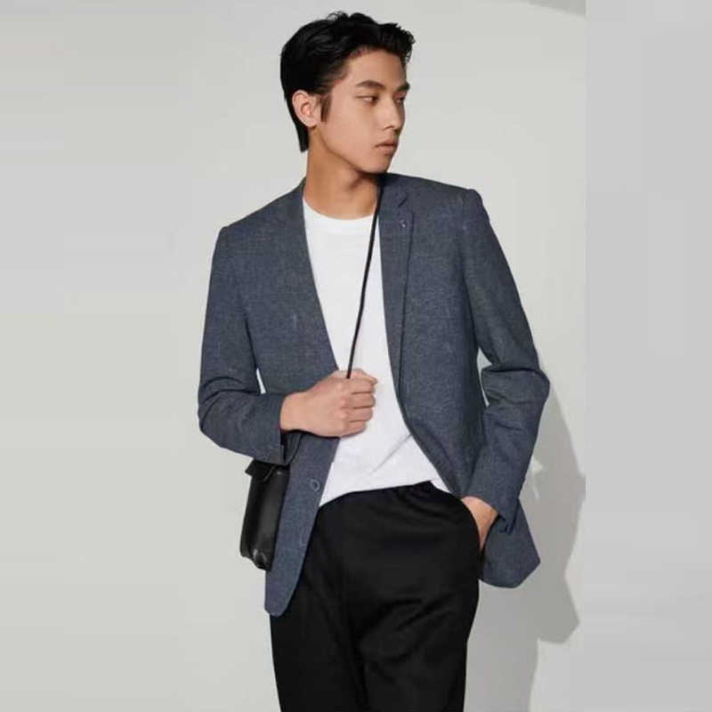 Spring Sun-Protective Thin Suit for Men, Classic Notch Lapel, Simple Lines, High Elasticity, Business Casual Blazer for Men