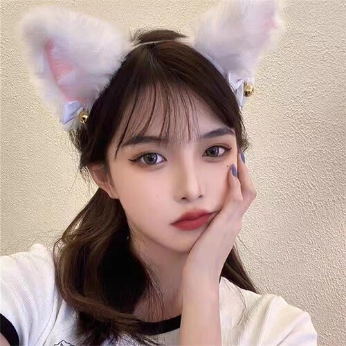 Internet celebrity luminous bell fox headband cute plush cat hairpin night market street stall toy luminous headgear factory 