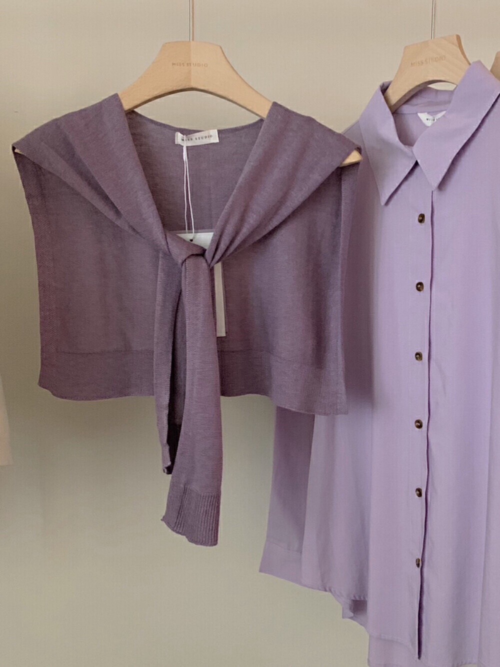 스모키 그레이 퍼플