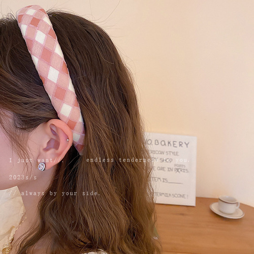 Pink Palette Sweet Girly Heart Diamond-embellished Butterfly Hair Clip Simple Elegant Versatile High Crown Headband Fashion Hair Accessory for Women