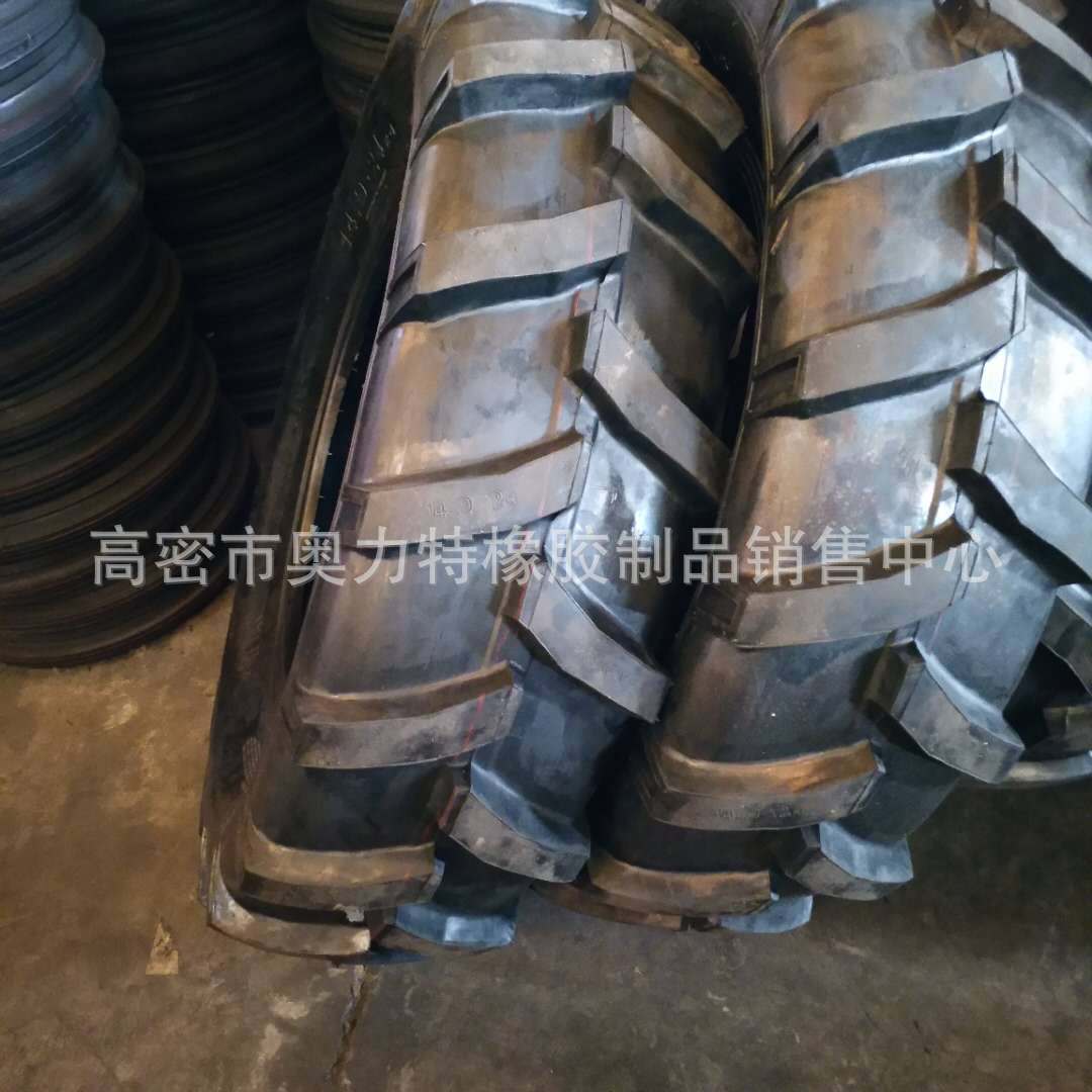 厂家批发拖拉机轮胎14.9-24农用车轮胎人字花纹旱田用14.9-28