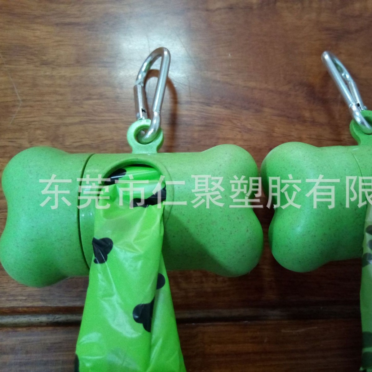 东莞仁聚可降解小麦秸秆生物纤维材质骨头分配器拾便器pvc透明胶