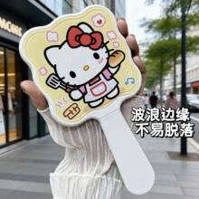 HelloKitty���y�ֳ��R�R��һ�w�����y��Ů�S���ֱ��W������ɐ�