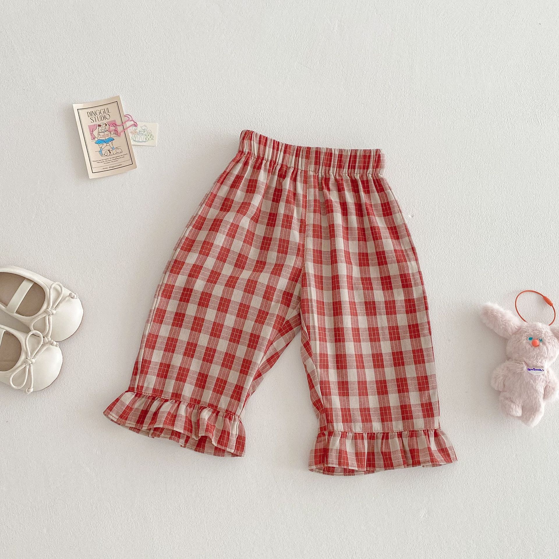 女の子無地ストレートパンツ 2025 新しい夏の子供の西洋スタイルのクラシックチェック柄カジュアルパンツベビー韓国スタイルパンツ