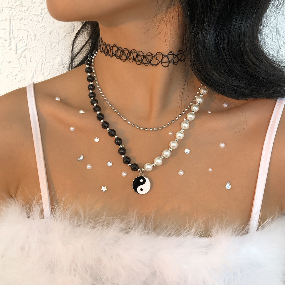 Europäische Und Amerikanische Grenzüberschreitende Hitfarbe Perle Runde Perle Tropfendes Öl Tai Chi Kreative Halskette display picture 3