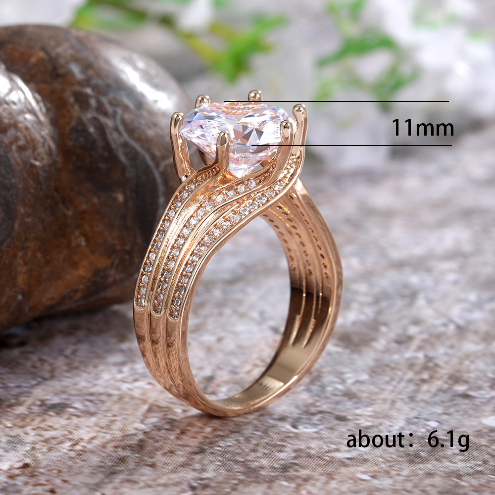 classic Triband engagement ring