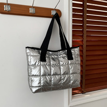 大容量托特包女2023秋冬新款时尚棉服单肩包休闲百搭手提包