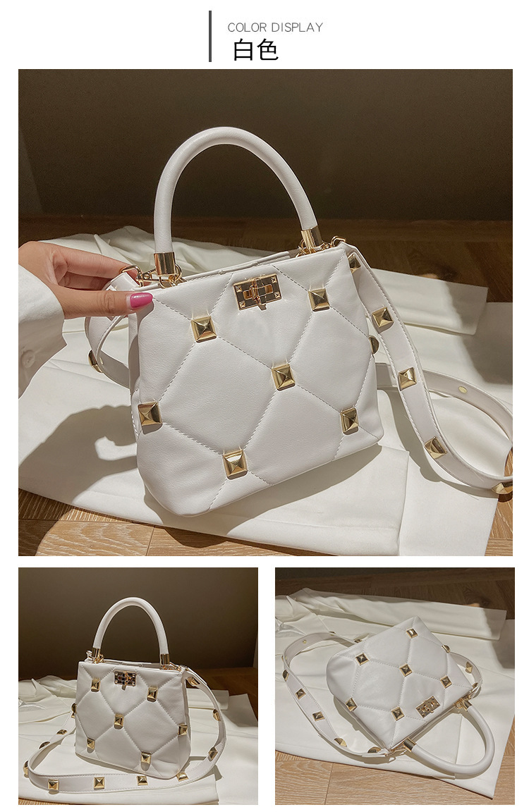 Medium Pu Leather Streetwear Square Bag display picture 3