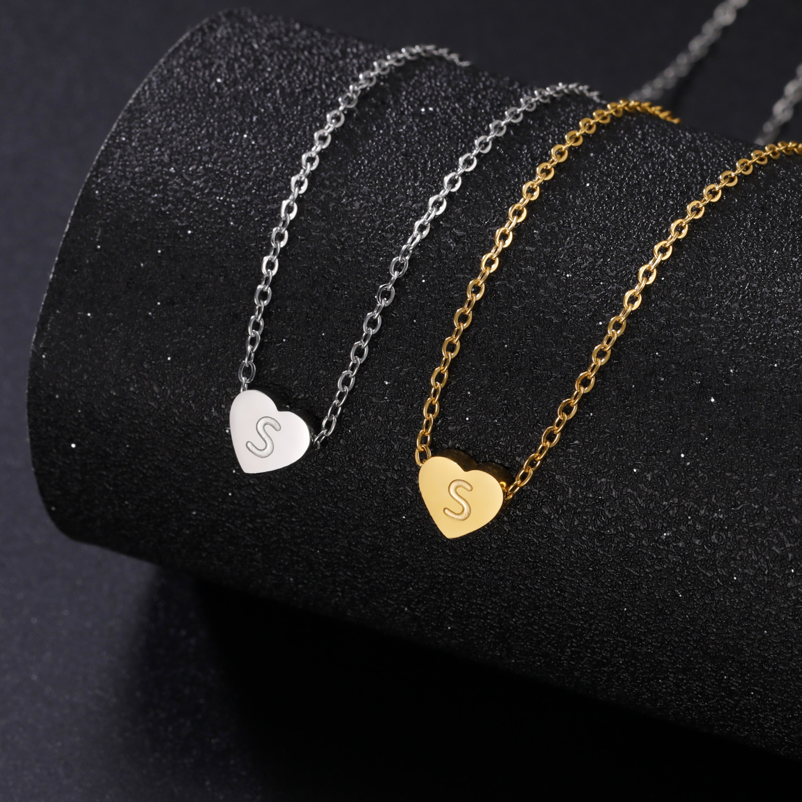 4g Weight Pendant Necklace Classification 1 Piece Quantity Daily Occasion Titanium Steel Material Heart Shape Pattern Unisex Gender Plating Design Simple Style Style Stainless Steel Titanium Steel Simple Style Letter Heart Shape Plating Pendant Necklace 无