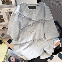 グレーのユニークで美しいレースのリボンTシャツ、男性と女性用、夏のゆったりとした韓国風の年齢を減らすファッショナブルな半袖トップス