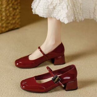 Retro Mary Elegant Small Fragrant Small Leather Shoes for Women with Shallow Mouth 2025 New Evening Style French Fashion Lightweight Flats for Women