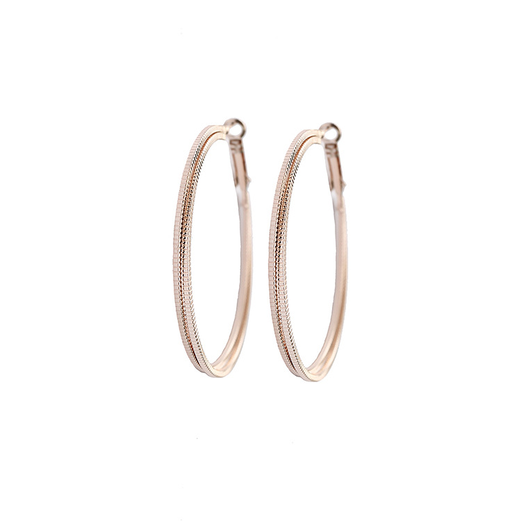 Fashion Three-color Big Circle Metal Earring Wholesale display picture 9