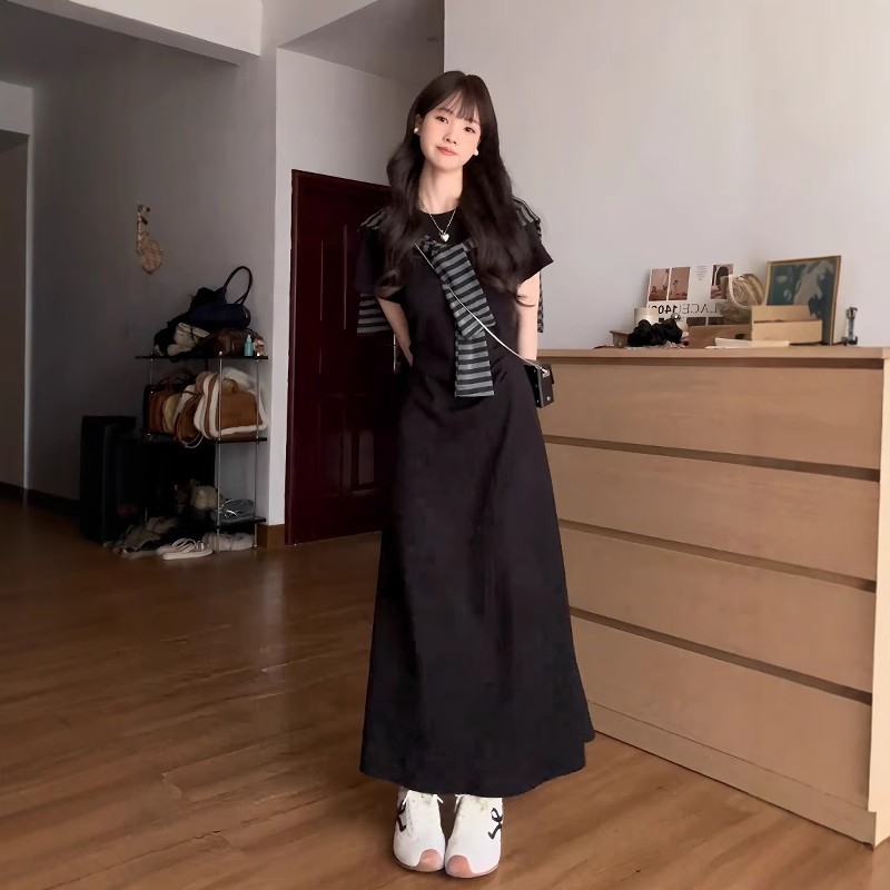 女性用韓国風ドレススーツ、夏用半袖ラウンドネックスカート、ファッショナブルでスリムなレイジースタイルストライプショールロングスカート|undefined