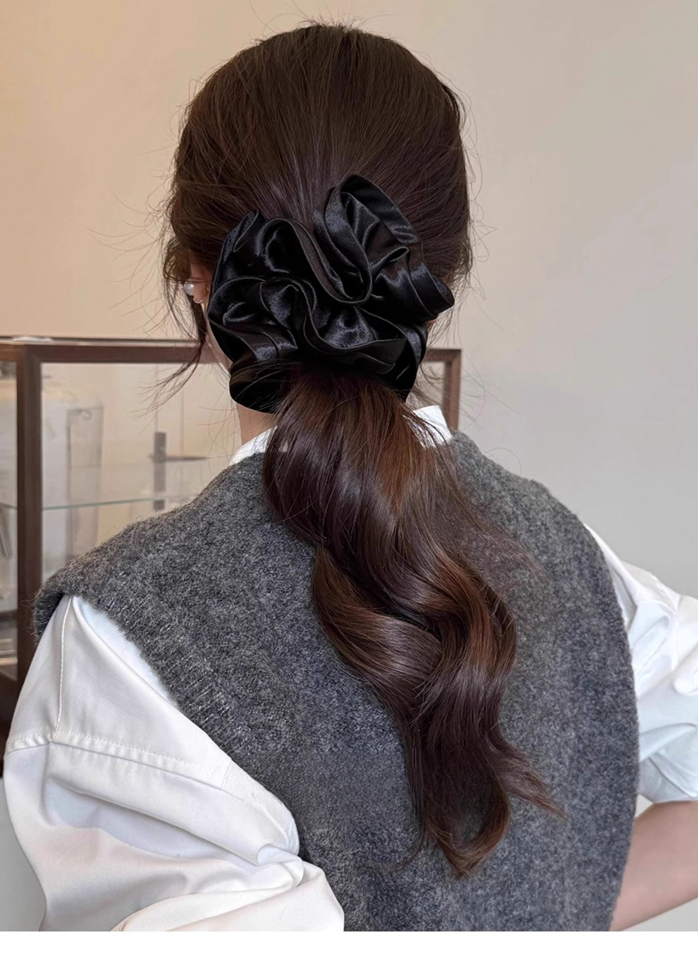 Korean Style Cyber Celebrity Pearlescent Satin Ruffled Large Intestine Hair Ring High-grade Tie Rope Women's Elegant Horseshoe Hair Rope Tie Head Flower