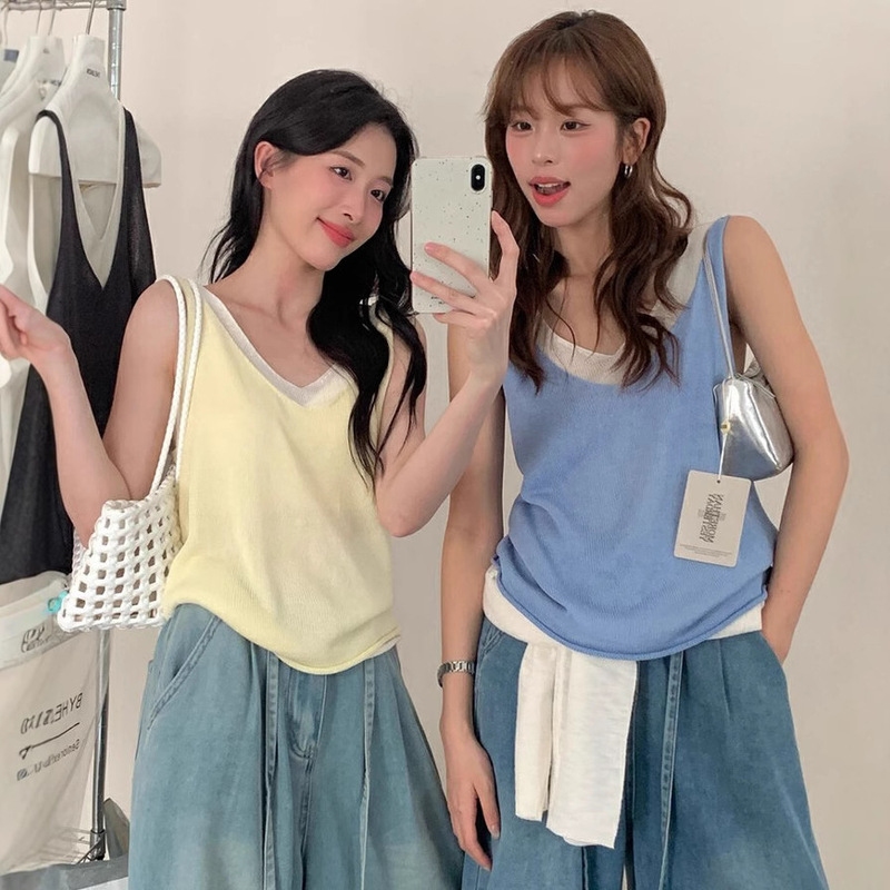 Fake Two-piece V-neck Slub Style Vest Women's 2025 Summer Contrast Color Design Sense Slim Look All-match Sleeveless Top Fake Two-piece V-neck Slub Style Vest Women's 2025 Summer Contrast Color Design Sense Slim Look All-match Sleeveless Top