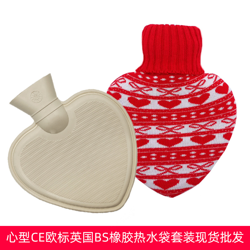 En stock lindo en forma de corazón mano más caliente bolsa de agua portátil creativo llenado de inyección de agua bolsa de agua caliente moda portátil bolso caliente al por mayor
