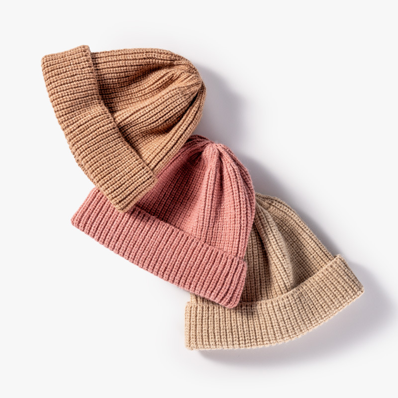 Sombrero de punto otoño e invierno cálido sombrero de lana de color sólido para hombres y mujeres mismo estilo pareja padre-hijo sombrero protección para los oídos cara adelgazante estilo coreano