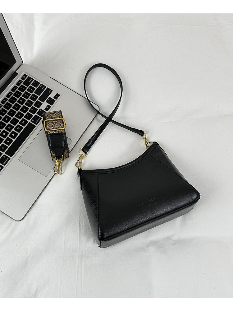 Cross-Border Wholesale French Vintage Underarm Bag For Women 2026 New Retro Commuter Baguette Bag Elegant Shoulder Handbag - Thumbnail 8