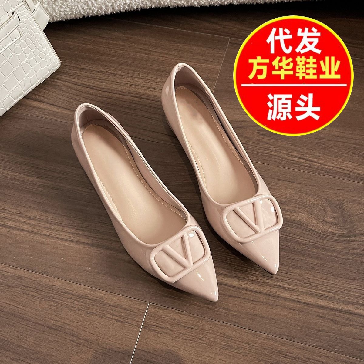 Talón medio superficial sexy y cómodos zapatos de cuero para mujeres primavera y verano de 2026 nuevos zapatos de moda superficial de moda