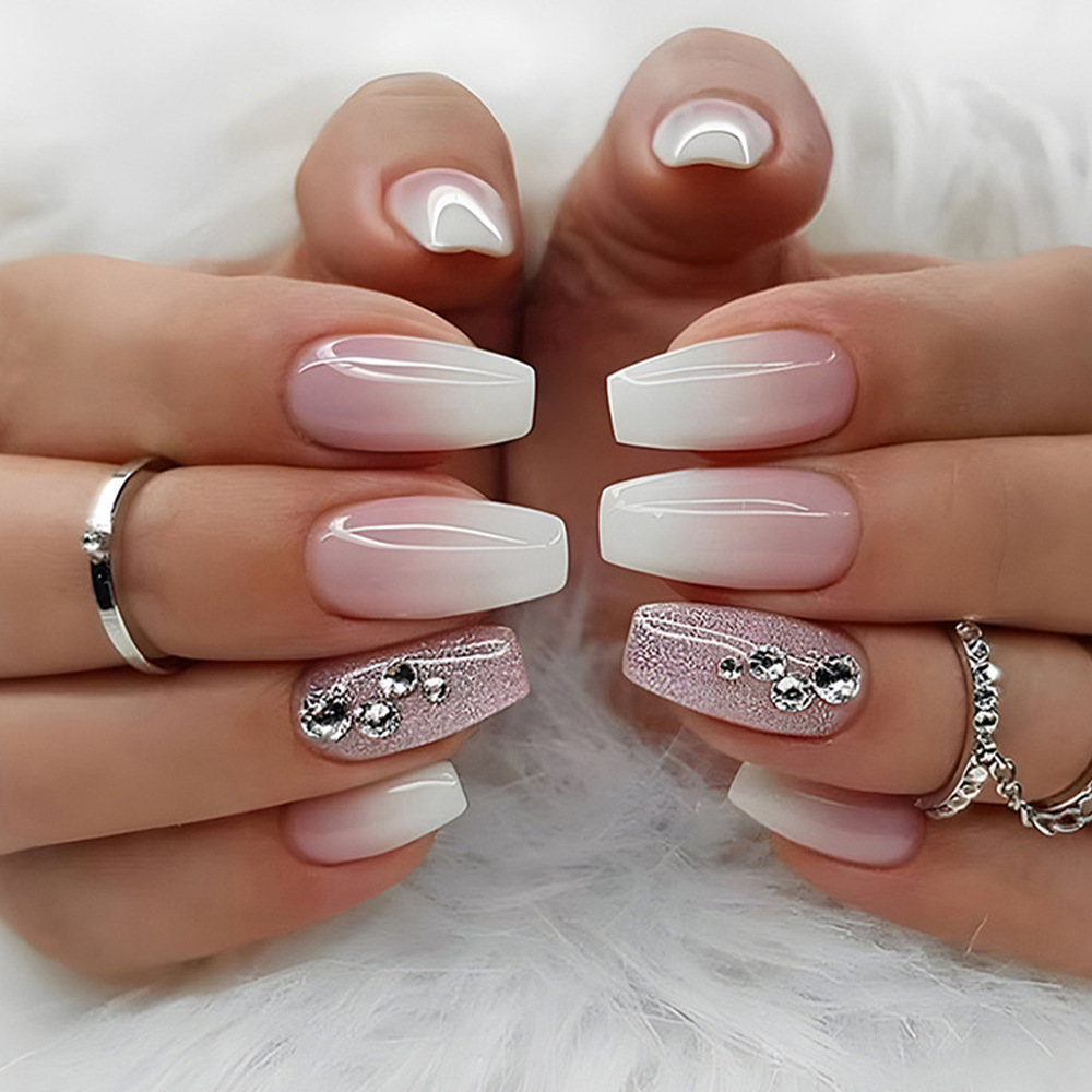 Blanco rosado gradiente diamante polvo brillante para usar uñas comerciales extranjeras viajes blanqueamiento de estilo chino 24 piezas de parches de uñas al por mayor image 1