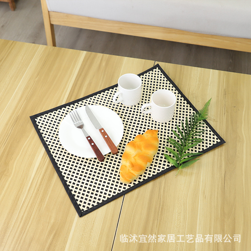 Yiran accesorios de seda de bambú tejidos a mano Estera de bambú duro pequeño diseño de la caja de almacenamiento de muebles Cruz de ratán de seda de Bambú