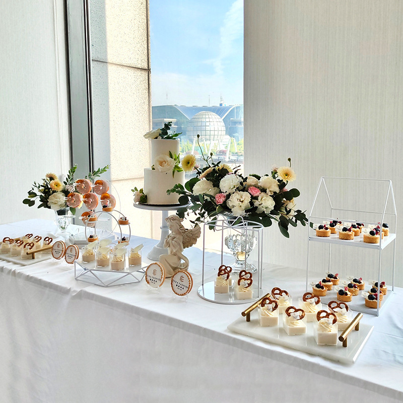 Iron Dessert Table Ornaments Cake Tray Wedding Small Fresh White Snack Display Stand Cold Meal Tea Break Table