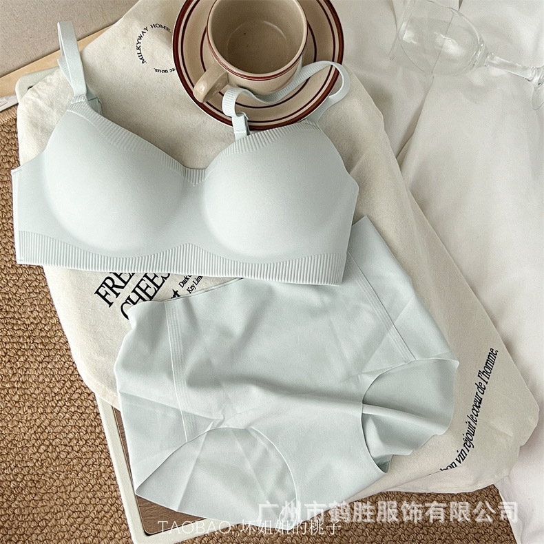 Venta directa de fábrica comercio electrónico transfronterizo Sudeste de Asia Vietnam Tailandia damas sin costuras sujetador de recogida lateral cómodo