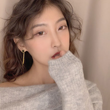 温鉴韩日国新款女士金属流苏几何形钛钢耳钉罗马数字耳环一件代发