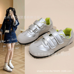 2023�K˼�¿��A�^���ȿɐ�ħ�g�N�Aײɫ���e�ٴ�ƽ��Ů�W�t��Ь