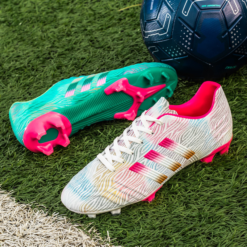 En stock zapatos de fútbol uñas largas para hombres y mujeres de bajo-top antideslizante más tamaño zapatillas deportivas transpirables zapatos de entrenamiento para adultos de moda que absorben los golpes