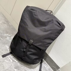 25新款20L日常出行大容量户外运动休闲防水锁扣双肩背包