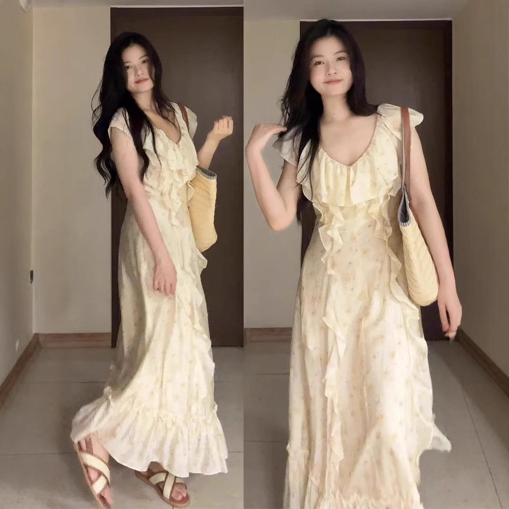 french ruffled v-neck floral dress women‘s summer wear tight waist slimming temperament seaside vacation style dress