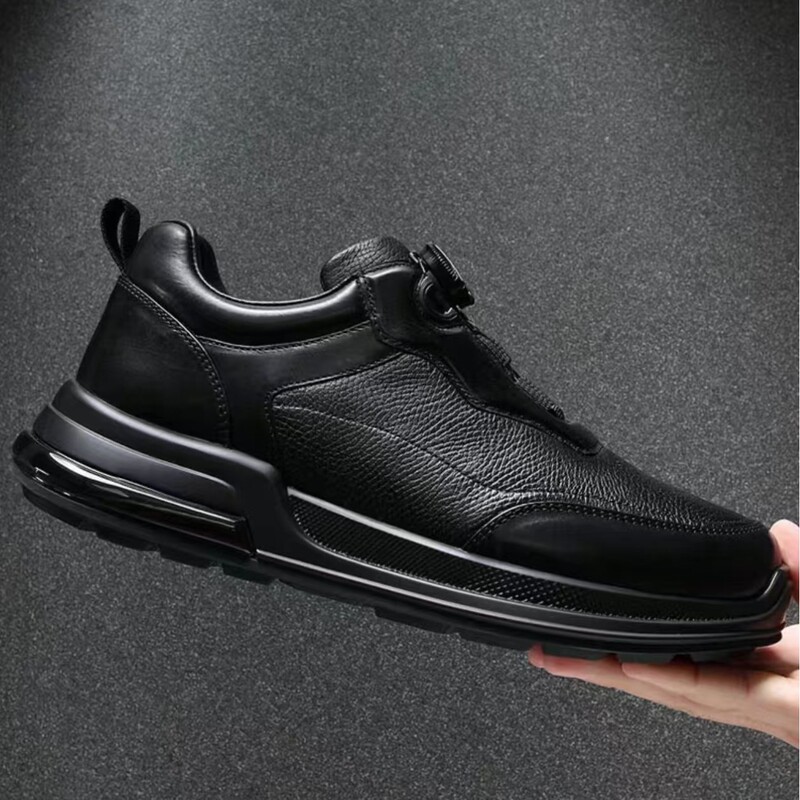 The Upper Is Made of Calfskin, and the Inner Footbed Is All Genuine Leather—These Button-Up Sneakers Bring a Sense of Sophistication to Your Outfit