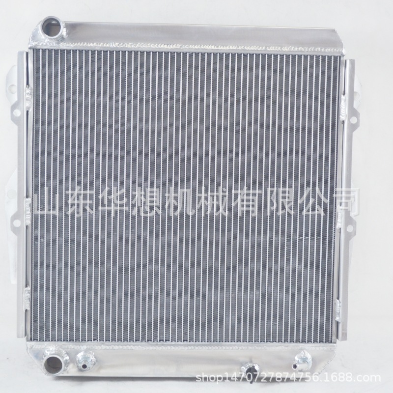 Cross-border boutique auto parts radiator car water tank suitable for Toyota Land Cruiser 90-93