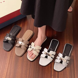 Outfit Slippers Women's 3-color Fashion Sandals 2CM Summer New Non-slip Niche High-end 2025 Slides