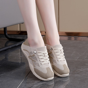 Spring and Summer 2025 New Vintage Mother Shoes Fashionable Flat Lightweight Breathable All-match Non-slip Sports Women's Shoes K1516