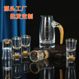 厂家金箔白酒杯高级感水晶杯玻璃刻度分酒器烈酒杯一口杯酒具套组
