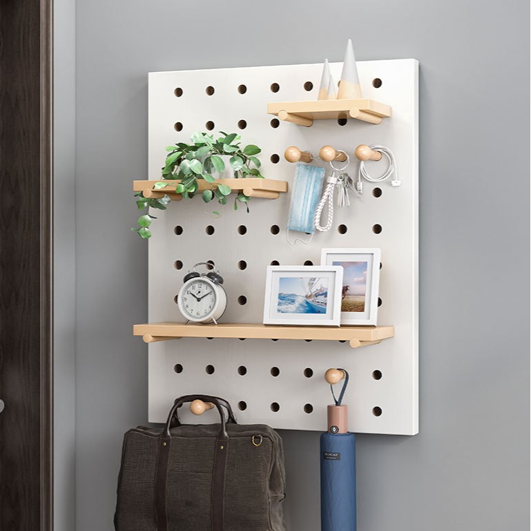 Agujero de madera maciza tablero colgante tablero rack de almacenamiento armario de pared entrada de la pared de entrada de almacenamiento de la pared