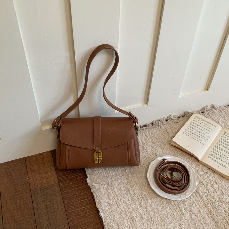 Bolso de tendencia transfronteriza de gran capacidad para mujeres 2026 retro nicho de alto nivel bolso de hombro de viaje simple bolso pequeño image 8