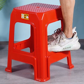 塑料桌椅;折叠凳;果盘、果篮