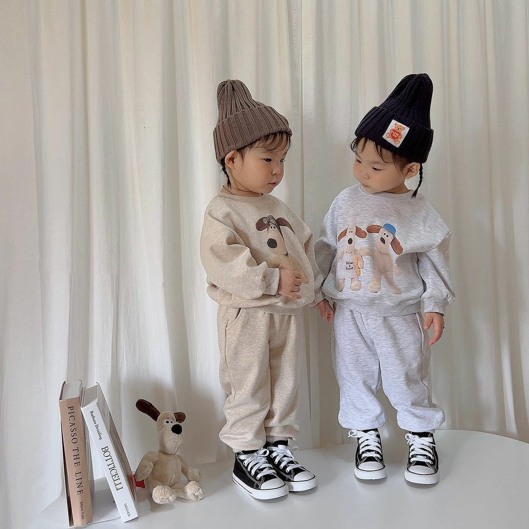 Kinder 2023 Neue Herbst Jungen und Mädchen Koreanische Freizeit Hund Pullover Zwei Stück Baby Set_voghion.com
