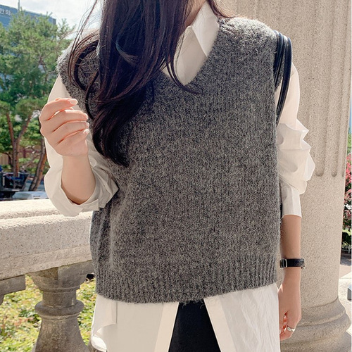 Loose White Women's Shirt with Slouchy Style for Spring and Autumn 2025, Stylish and Fashionable Korean Version Long-Sleeve Blouse