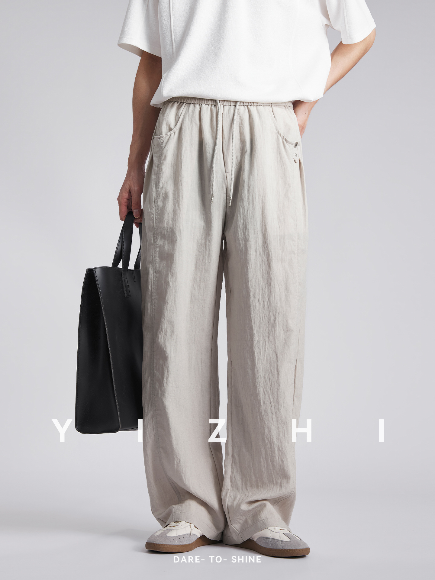 Chất liệu Vải linen pha lyocell (tencel) mềm mại, thoáng mát