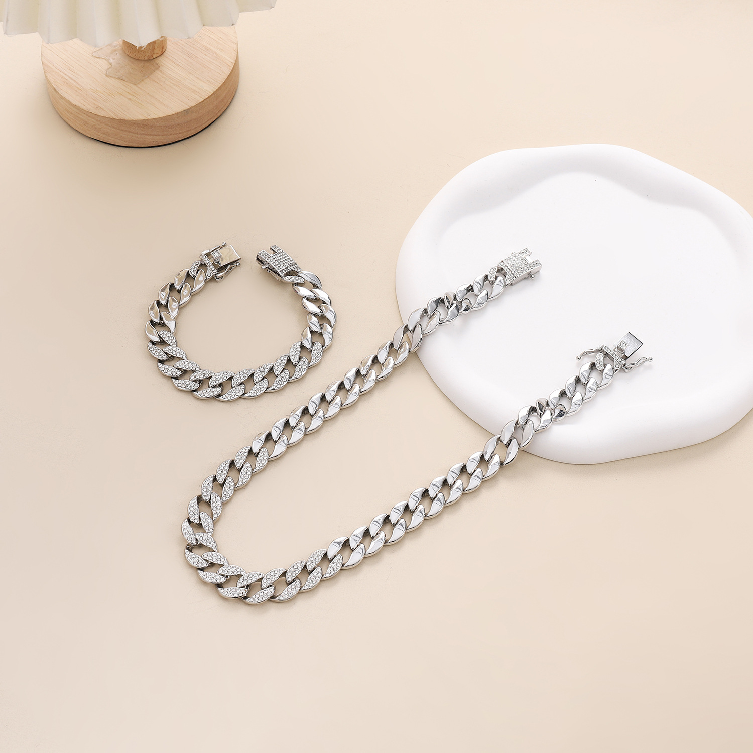 Hot selling 15mm Cool men's hip-hop hiphop splicing Cuban chain_voghion.com