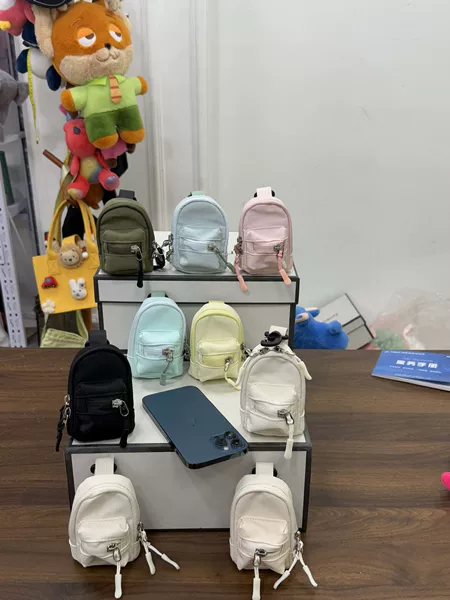 Creative Mini Coin Purse Backpack, Key and Earphone Storage Small Backpack with Hook, Waist Bag, Neck-Hanging Shoulder Bag, Crossbody Bag
