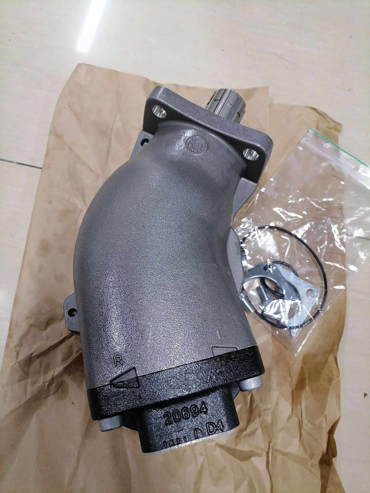 SUNFAB胜凡柱塞泵SCP-034L-V-DL4-L35-S0S-000系列泵车现货供应