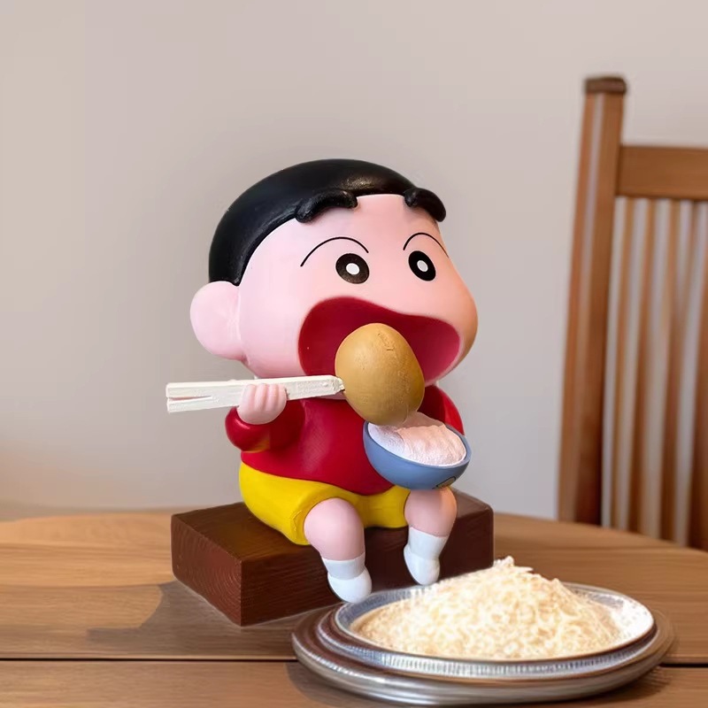 Crayon Shin-Chan Eating Potato Car Decoration Cute Cartoon Car Creative Desktop Decoration Gift