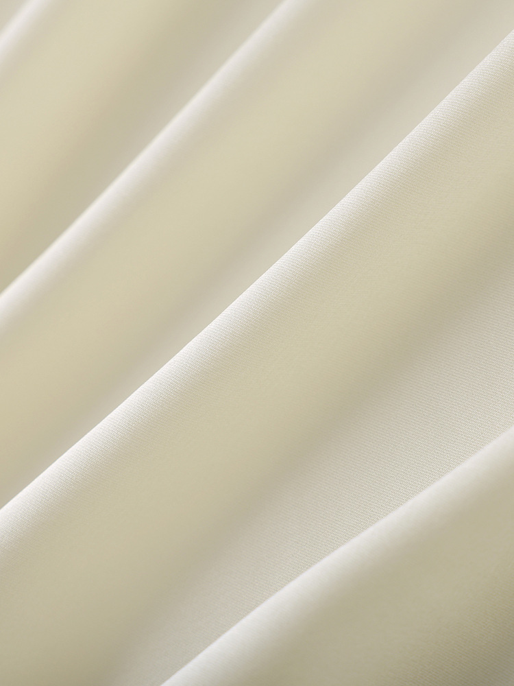 Áo thun nữ cổ tròn tay lửng chất liệu acetate cao cấp phong cách Pháp — màu đen
