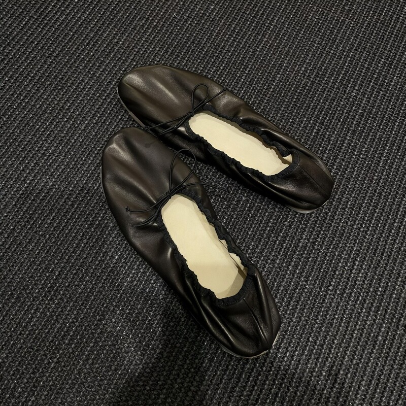 Kendall Jenner-style egg roll shoes, ultra-soft lambskin ballet flats for women, shallow retro granny shoes with bow Kendall Jenner-style egg roll shoes, ultra-soft lambskin ballet flats for women, shallow retro granny shoes with bow